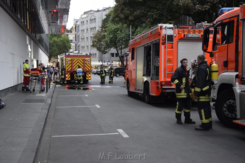 Feuer 2 WDR Koeln Altstadt Nord An der Rechtschule P112.JPG - Miklos Laubert